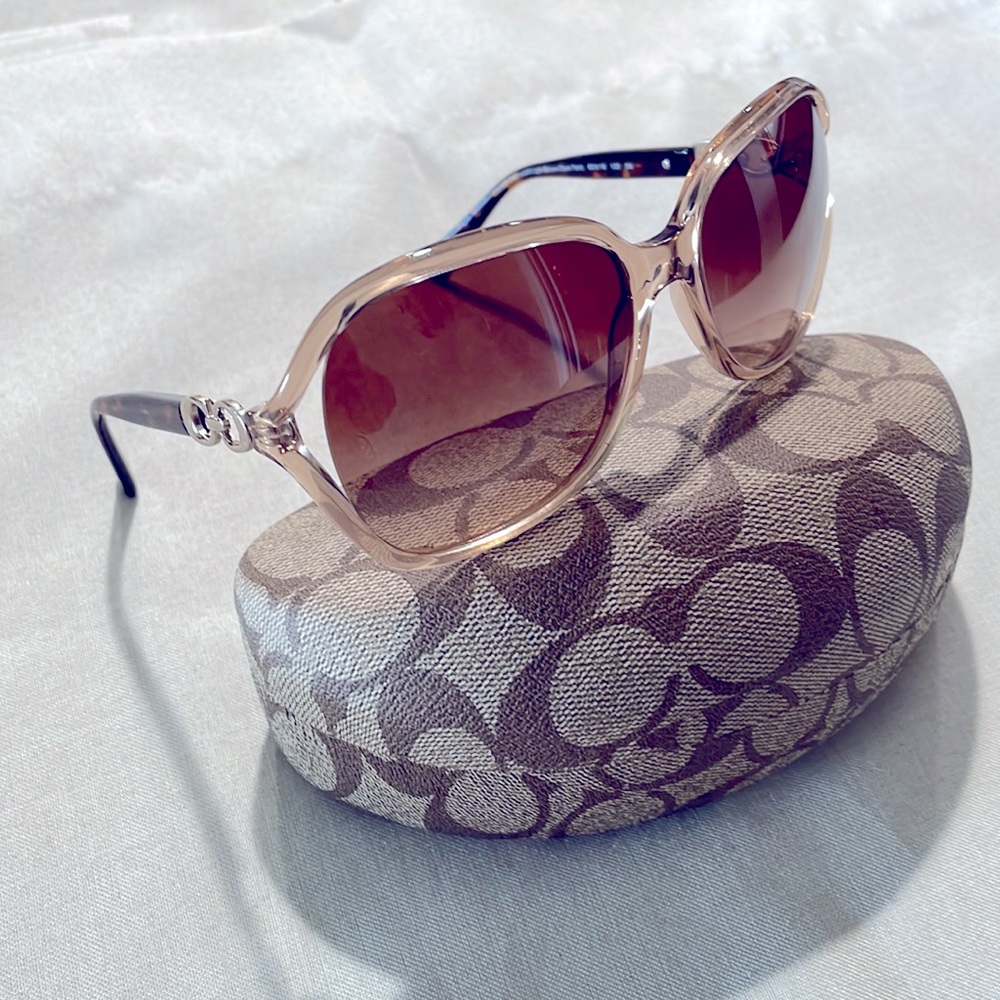 Coach HC8145 L948 Crystal Light Brown Dark Tortoise Women's Sunglasses & Case